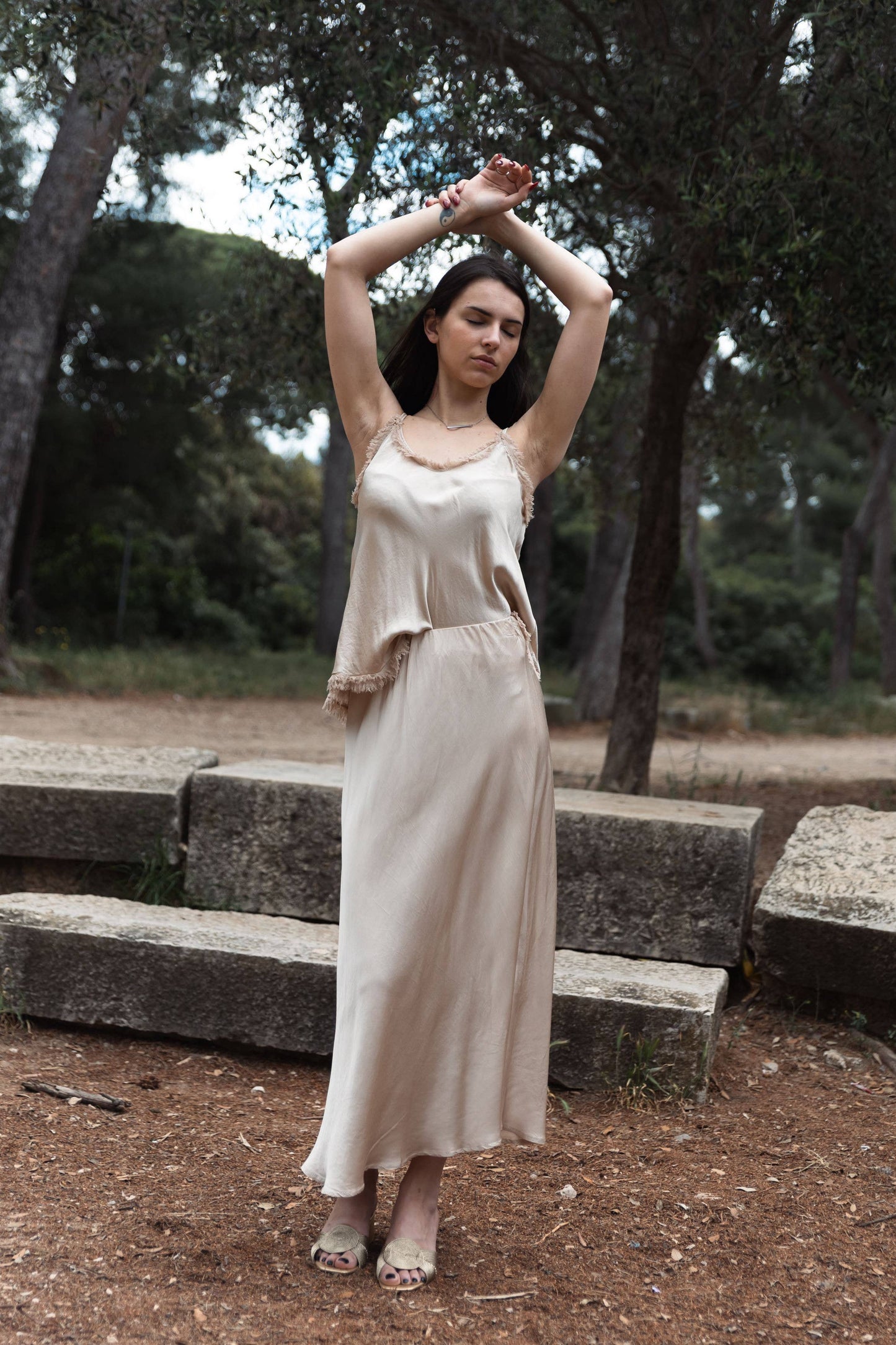 Jupe midi satinée taille élastique KD6651VS-2