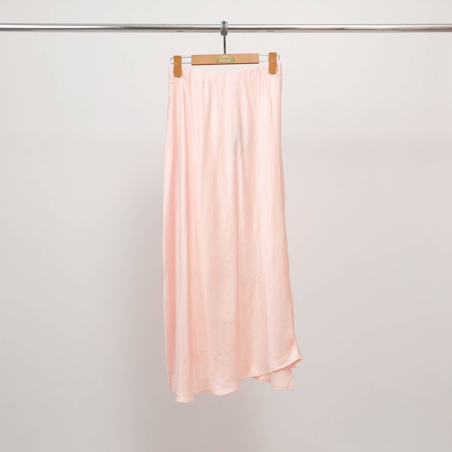 Jupe midi satinée taille élastique KD6651VS-2